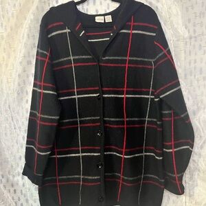 Cherokee 100% Wool Plaid Women’s cardigan Winter Good condition Size L.    D1-12